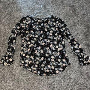 Rose and olive floral key hole back blouse size small